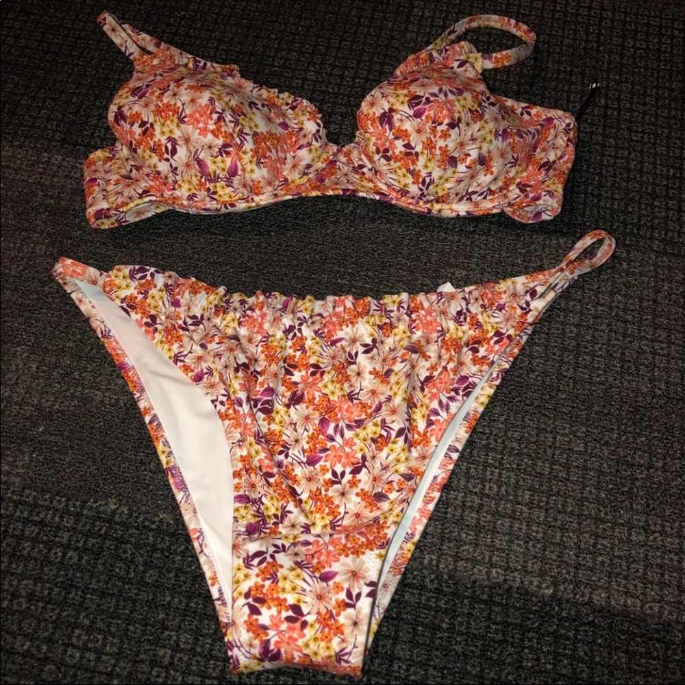 New Shade & Shore Floral Bikini Top and Matching Bottoms Set 36C
